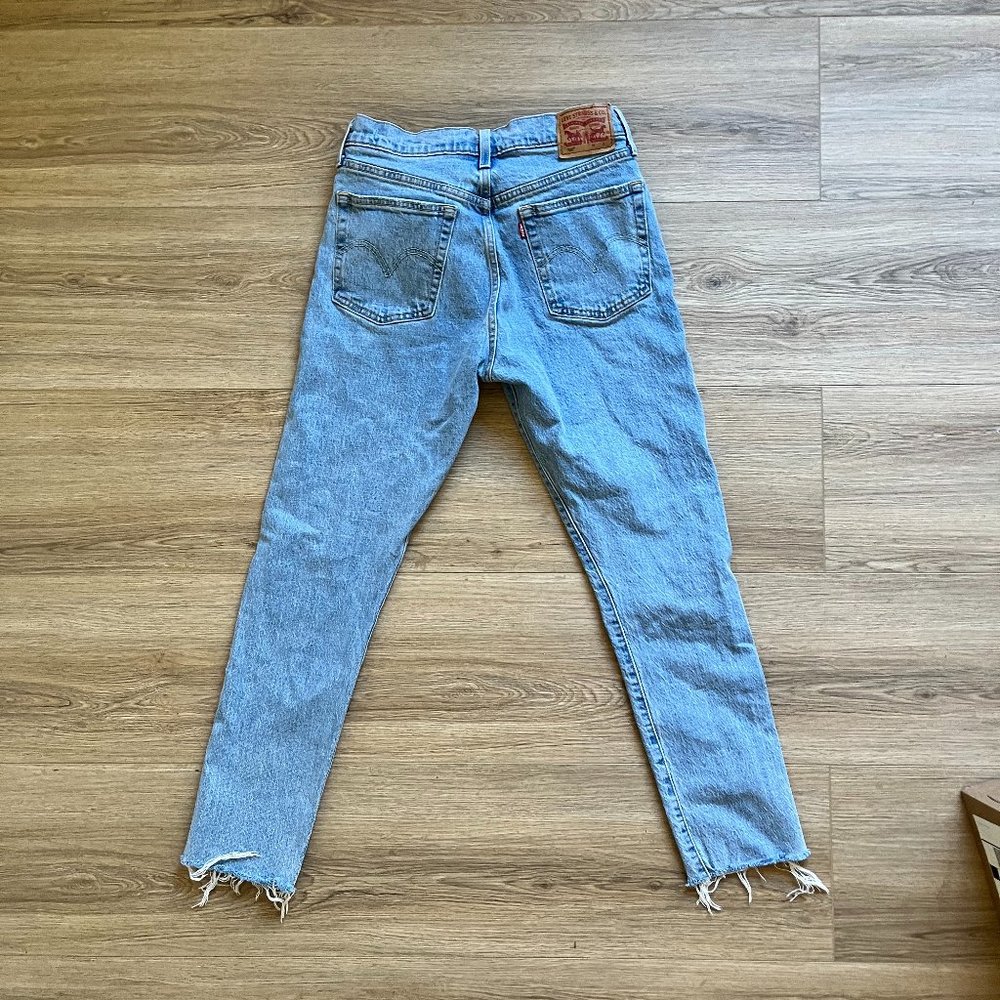 Levis 501 Buttonfly Skinny Jeans